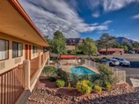 The Views Inn Sedona Hotels in Village of Oak Creek