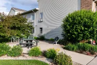 Cedarberry Inn - 2-Sterne