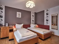 Tiptop Hotel am Hochrhein Hotels in Schworstadt