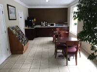 Mountain Valley Inn Hotels in Clayton