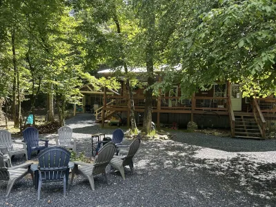 Anderson Paradise Cabin in Albert Pike Recreational Area, Caddo Gap Arkansas