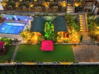 JK Sapa Homestay & Swimming Pool - Rooftop Pools