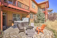 Gorgeous Fraser Townhome w/ Private Hot Tub! - Pet friendly