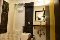 Hotel Ravisha Continental