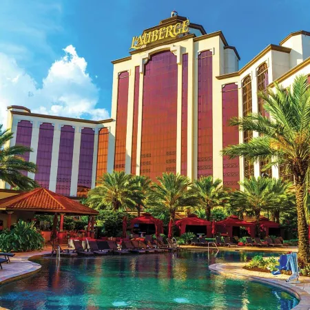 L’Auberge Casino Resort Lake Charles Отели рядом с достопримечательностью «Север Бич»