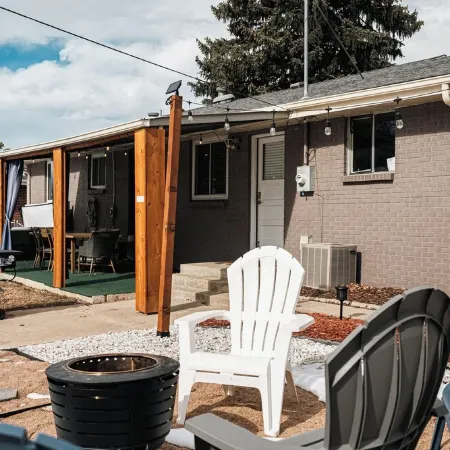Cozy 4-Bedroom National Park Themed House with Gym + Hot Tub in Arvada
