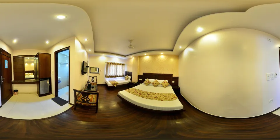 Amax Inn
