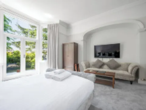 Latimer House Hotels in Windermere Town