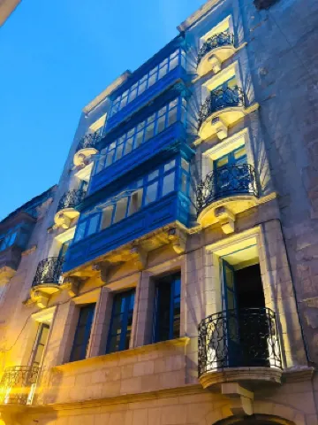 Hpm Pjazza Merkanti - Boutique Living