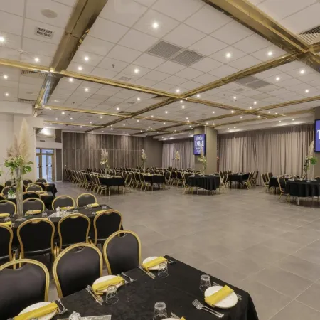 Tabar Hotel