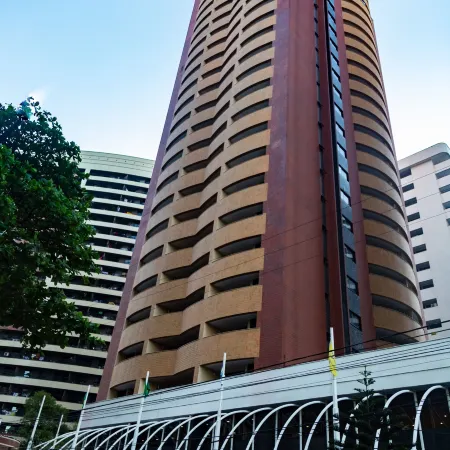 Plaza Praia Suítes