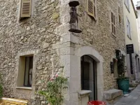 Demeure d'hôtes le Rocher Hotels in Valbonne