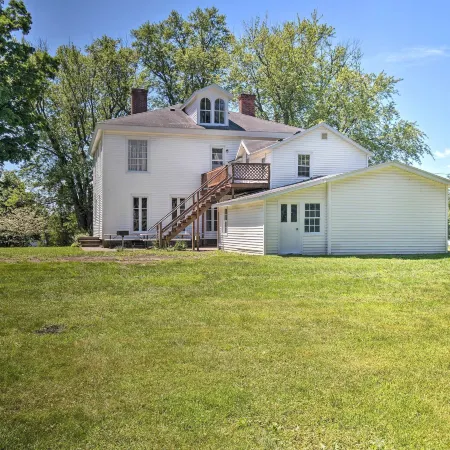 Sodus Point Historic Home ~ 1/2 Mi to Sodus Bay! Hotels in Wayne County