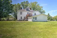 Sodus Point Historic Home ~ 1/2 Mi to Sodus Bay! - Wifi