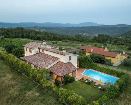 Villa Dol Hotels in Buzet