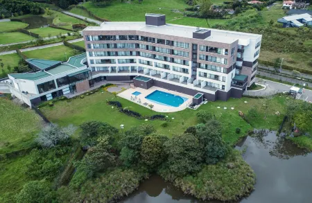 Hotel Lagoon Отели в г. Эль Табласо