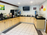 Quality Inn & Suites - Desayuno