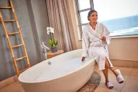 Suncoast Hotel & Towers - spa