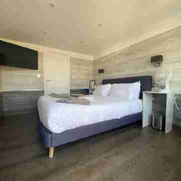 The WatersEdge, Canal Cottages Rooms