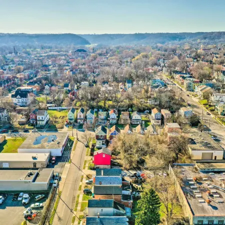 Cincinnati Vacation Rental 6 Mi to Downtown!