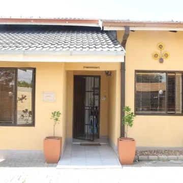 Roba Monakedi Guest Lodge