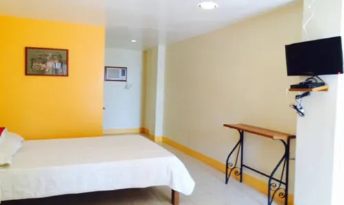 Canoe Beach Resort - Parkplatz