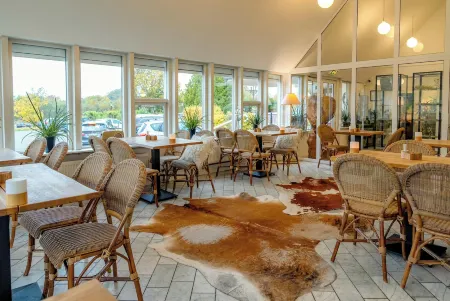 Hotel Aarslev Kro Отели в г. Сканнерборг