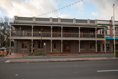 Parkview Hotel Orange Hotels in Orange