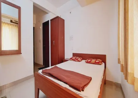 Monti Comfort Lodge Отели рядом с достопримечательностью «Old Chariots, Dharmasthala»