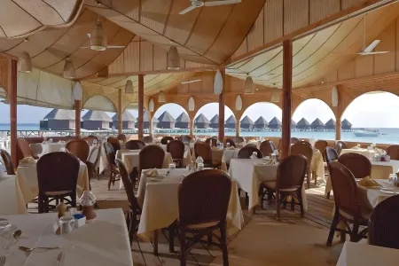 Thulhagiri Island Resort & Spa Отели рядом с достопримечательностью «Vabbinfaru»