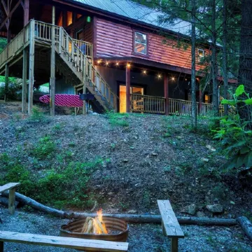 Hot Tub -Pet Friendly -Arcade & Corn Hole-Dock Access w/ a Canoe & Paddle Board