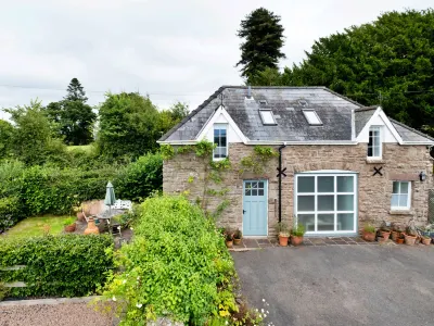 Coach House Wellbeing Retreat