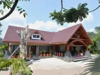 Sarga Earthing Resort Hotel dekat Basecamp Nabil Gunung Gede Pangrango Via Putri