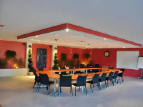 Eqynox Hotel โรงแรมในมาร์น