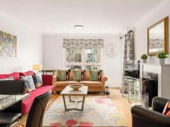 Luxury 2bed/2bath London Flat on the Thames.