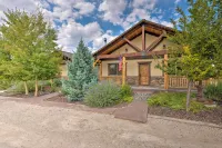 Well-Appointed Sterling Casita with Full Kitchen! - parking