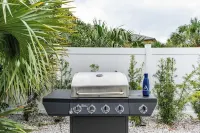 Modern 5bdr w/ Private Pool, 2 min Walk to the Beach! Montoute by Avantstay