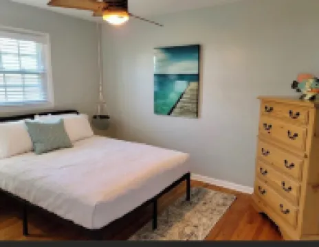 Renovated 2 Bedroom, Near VB Vibe District, Surf Park & Dome!