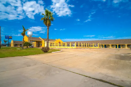 Aransas Bay Inn & Suites Corpus Christi by OYO - Wi-Fi
