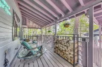 Quaint Cloudcroft Cabin w/ Stunning Forest Views! - 3-Star