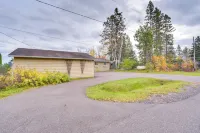 Walk to McQuade Harbor Lake Superior Retreat -  Apartamentos vacacionales