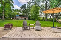 Year-Round Waterfront Getaway Lake Access and Dock! - Alojamientos