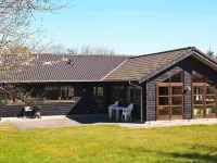 8 Person Holiday Home in Løkken-by Traum