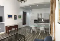 팔라초 카라토졸로  호텔