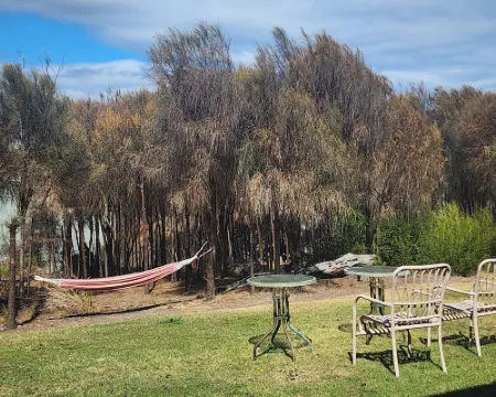 Flotsam Seaside Studio Dunalley Hotels in Port Arthur