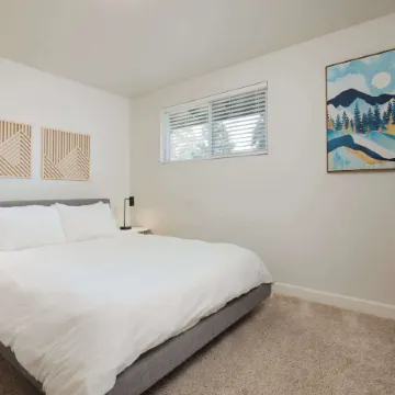 10min to Downtown Bend Chic 2bdr