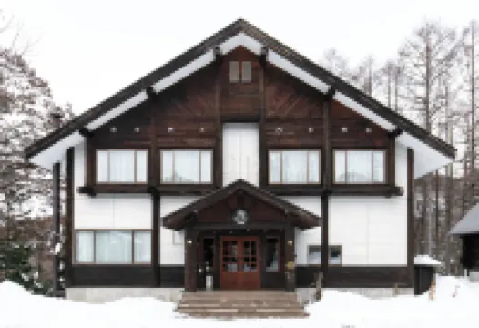 White Tree Lodge Madarao Tangram