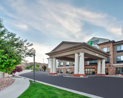 Holiday Inn Express & Suites RICHFIELD by IHG Hotels in Richfield