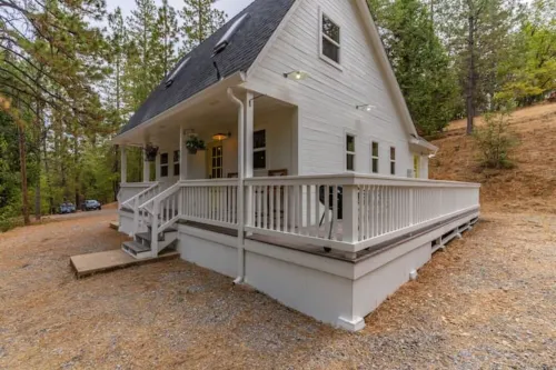 Blue Mountain Loft - A Unique Jewel In The Trees