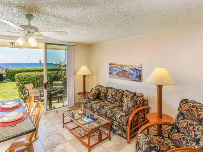 Kona White Sands A4 Romantic Ocean View!